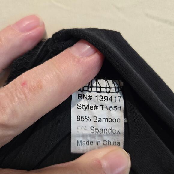 Piko Bamboo Blend Long Sleeve Tunic Top Black Size L Base Layer Casual - Picture 5 of 6